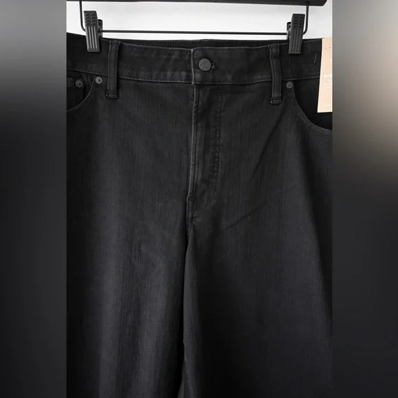 Madewell "Curvy Perfect Vintage Wide Leg" Jeans - Picture 6 of 9